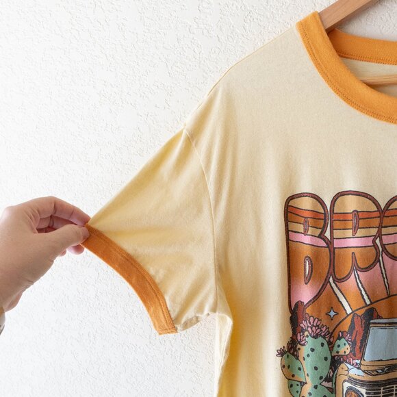 Ford Bronco Women’s Size XL Retro Graphic Ringer T-Shirt Vintage Style Tee - Picture 4 of 5